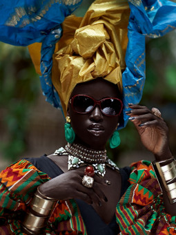 Affiche - Safiya - Accueil | Oueso - Art Afro Contemporain