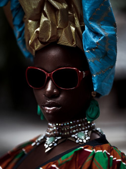 Affiche - Kimi - Accueil | Oueso - Art Afro Contemporain