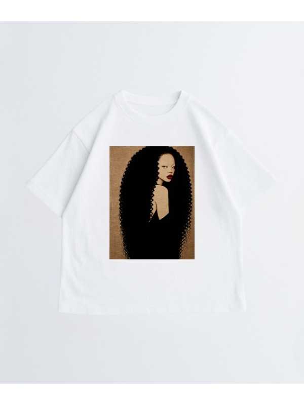 Unisex T-shirt - Tomiyo - Accueil | Oueso - Art Afro Contemporain