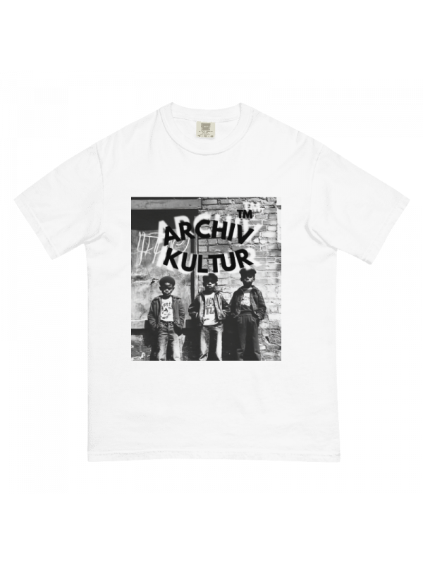 Unisex T-shirt - Street - Accueil | Oueso - Contemporary Afro Art